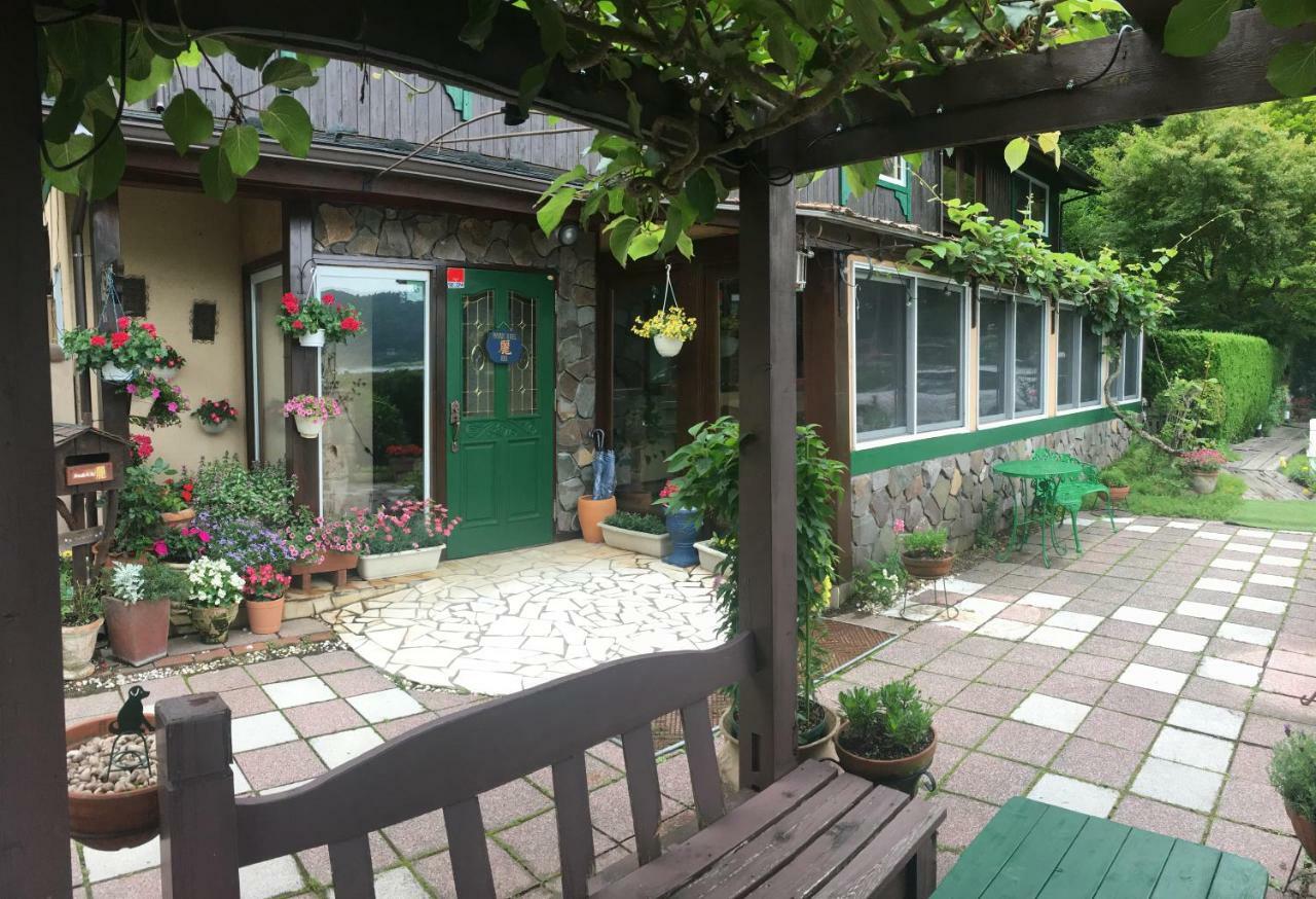 Private Hotel Rei Fudzsikavagucsiko Kültér fotó